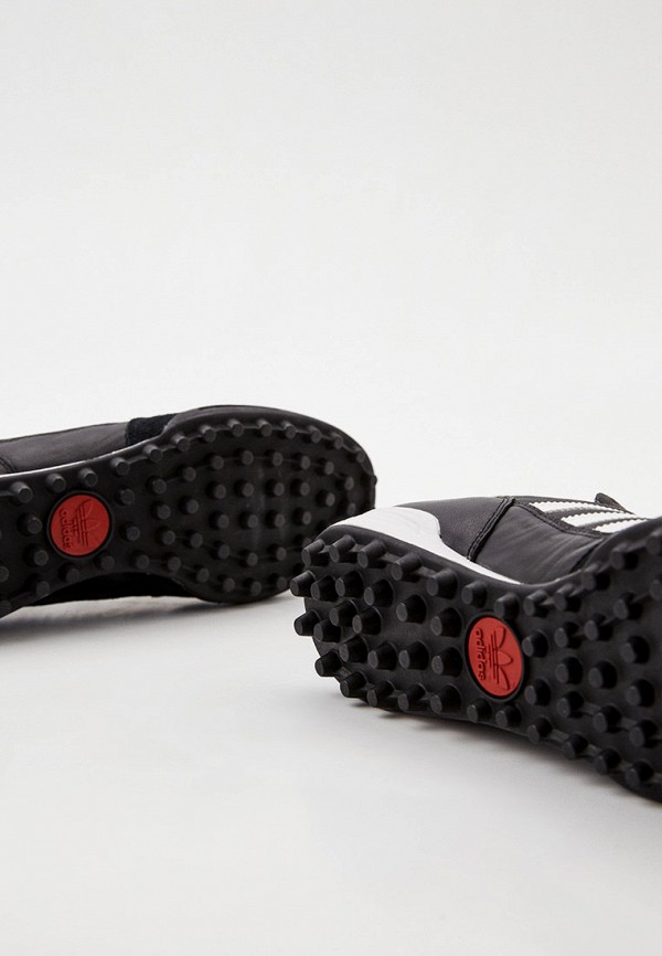 фото Шиповки adidas