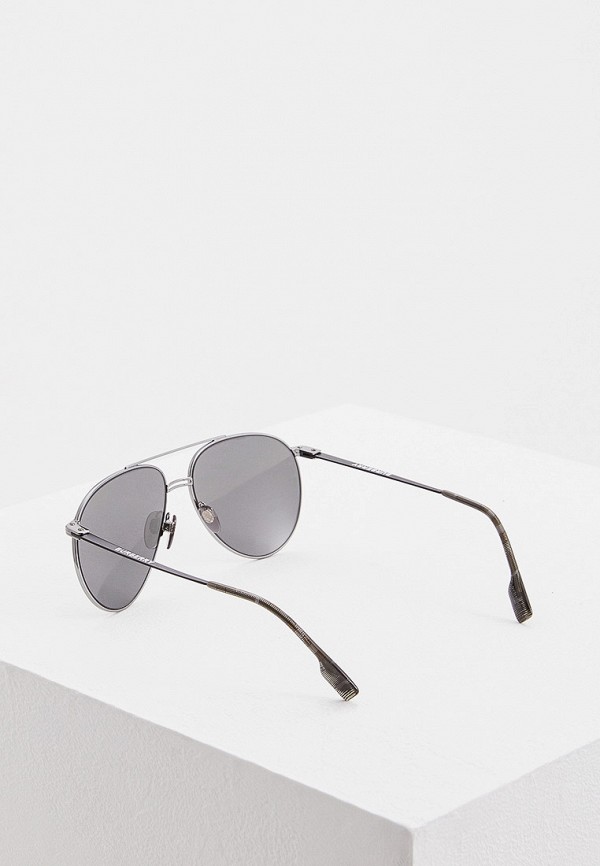 фото Очки солнцезащитные burberry