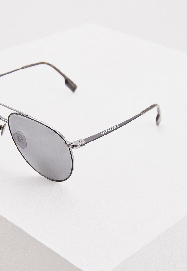 фото Очки солнцезащитные burberry