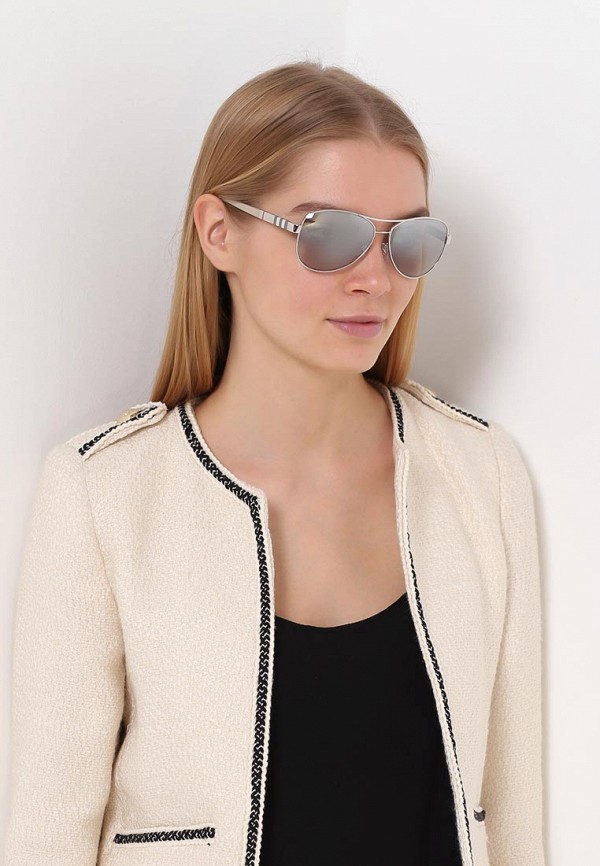 фото Очки солнцезащитные burberry