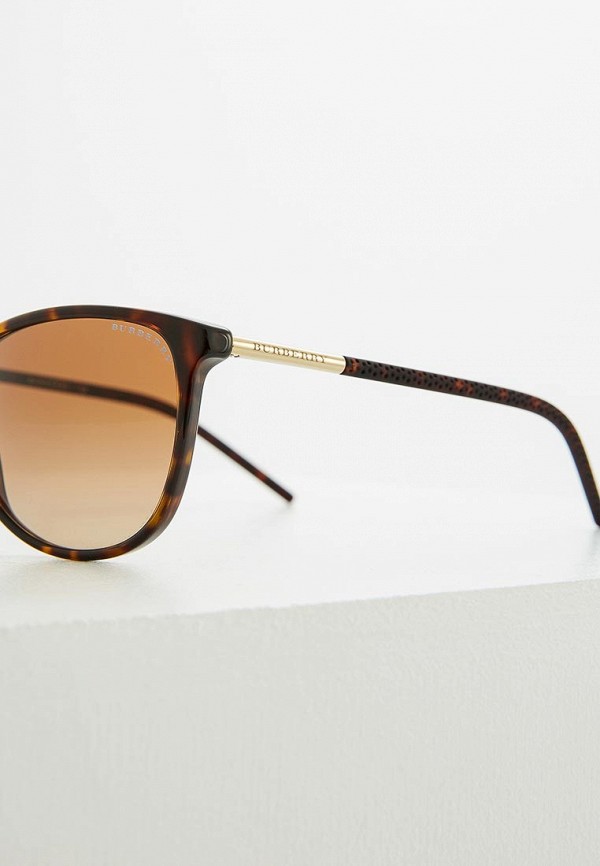 фото Очки солнцезащитные burberry