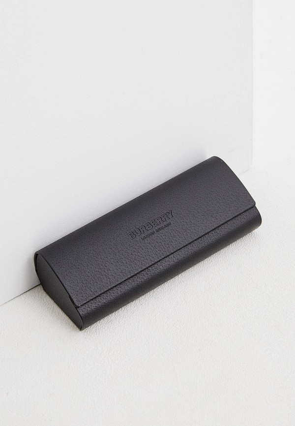 фото Очки солнцезащитные burberry