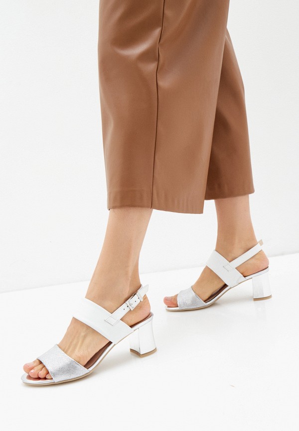 фото Босоножки caprice