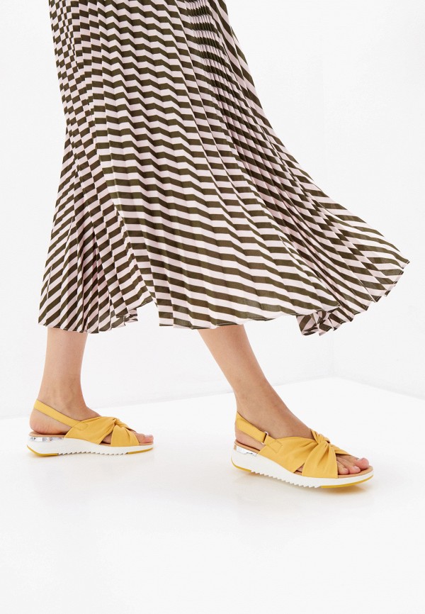 фото Босоножки caprice