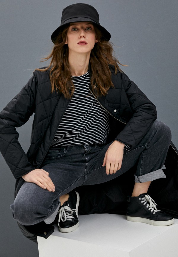 фото Лонгслив closed