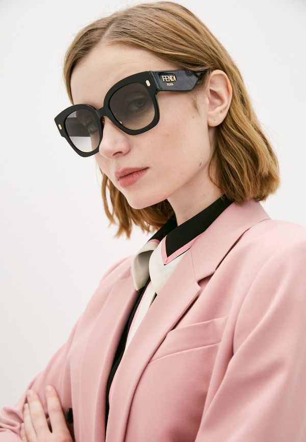фото Очки солнцезащитные fendi