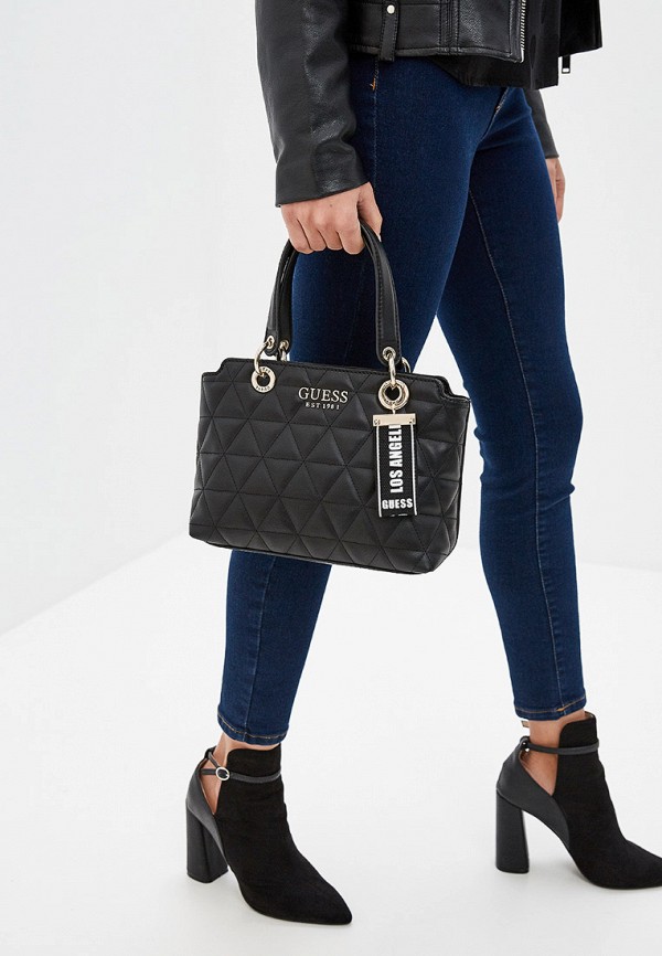 Guess комплект. Guess outlet.