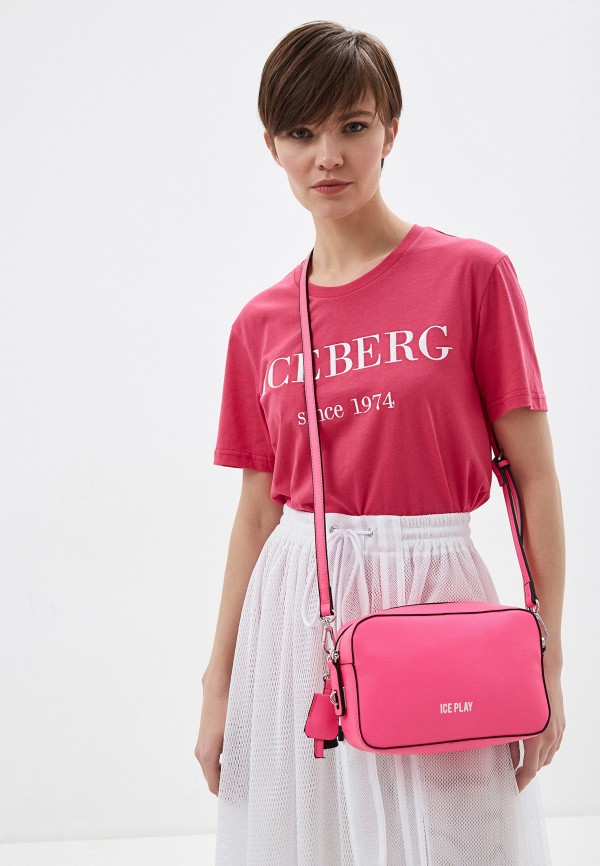 Девушка облизывает мороженое. Сумка айс плей 2020. Ice play что это у девушек. Tiggra play купальнике. Ice play что это у девушек.