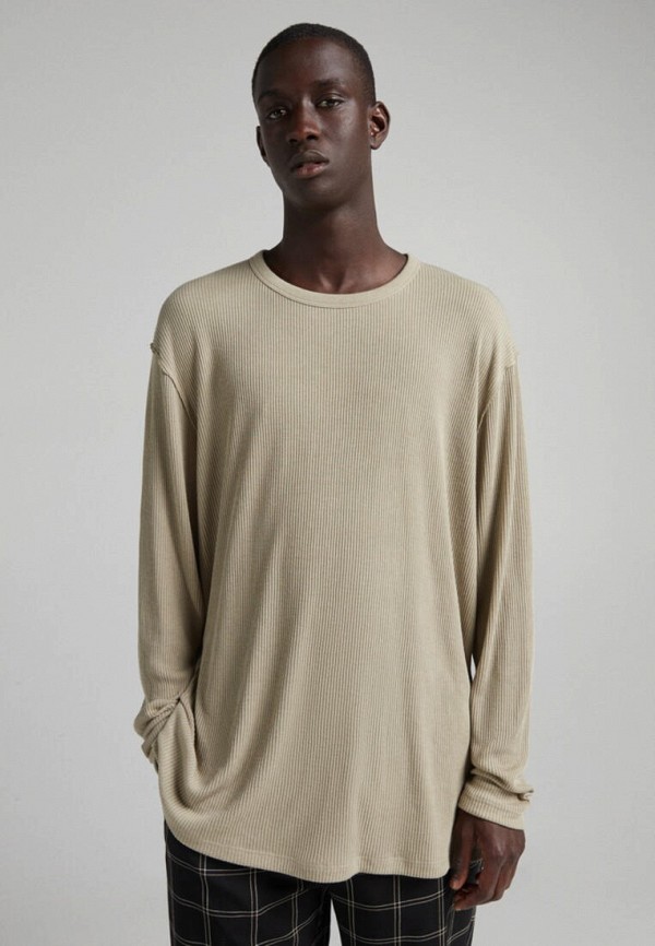 Джемпер Bershka 1799₽