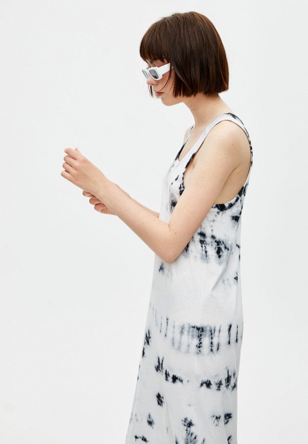 

Платье Pull&Bear, Белый