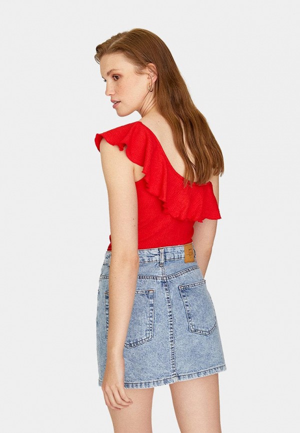 

Топ Stradivarius, Красный