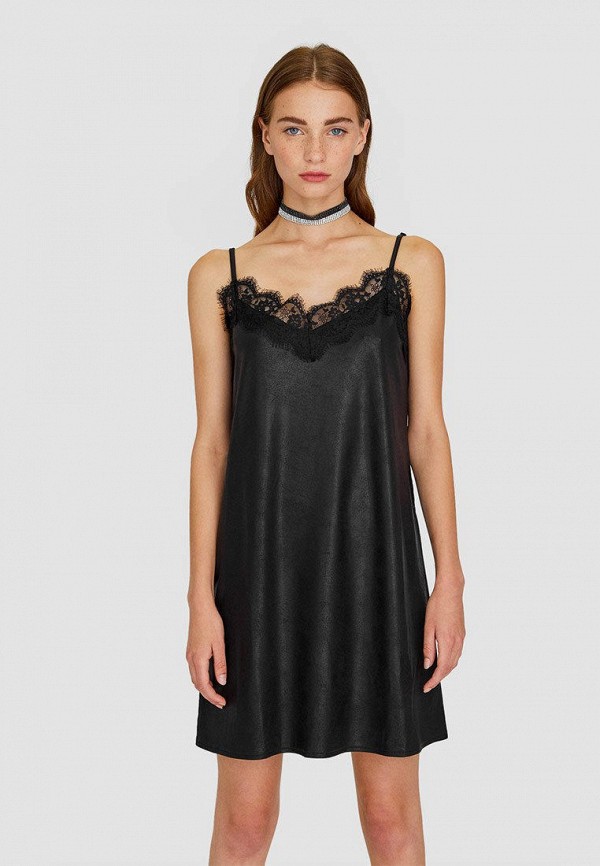 

Платье Stradivarius, Черный