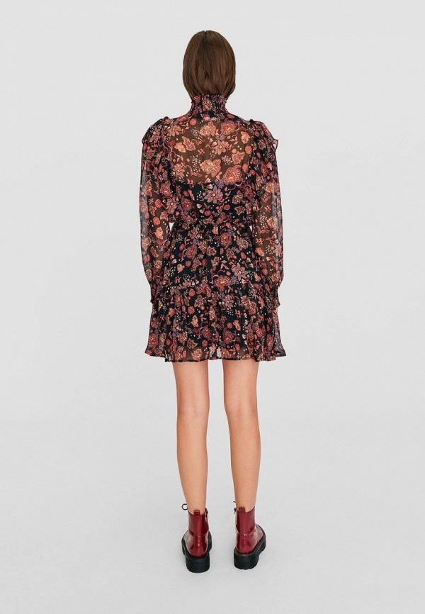 

Платье Stradivarius, Розовый