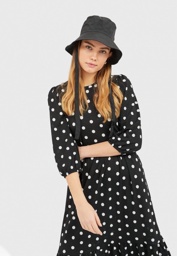 

Платье Stradivarius, Черный