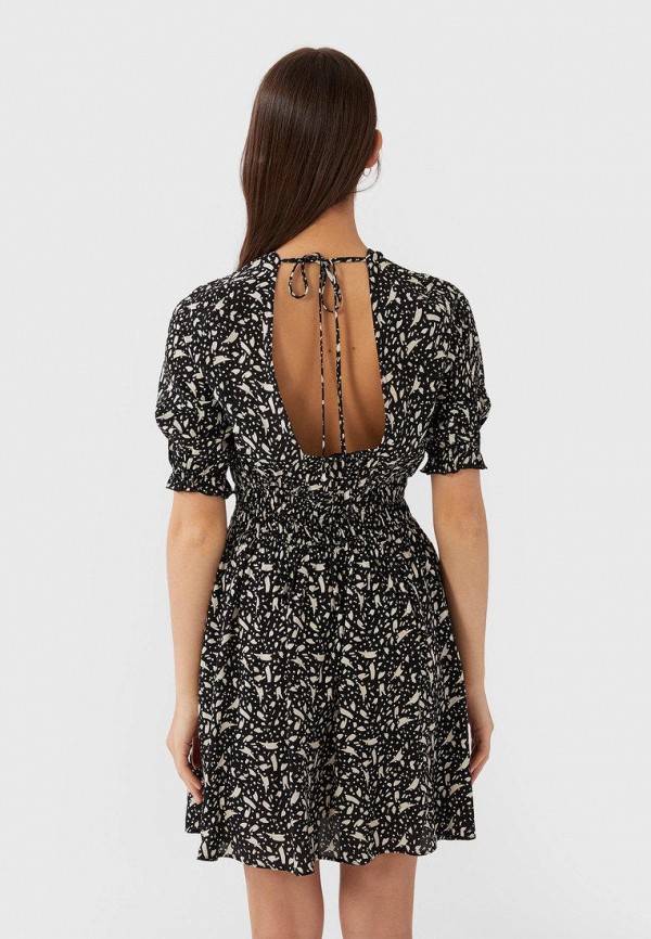 

Платье Stradivarius, Черный