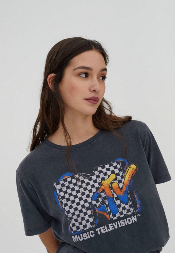

Футболка Pull&Bear, Серый