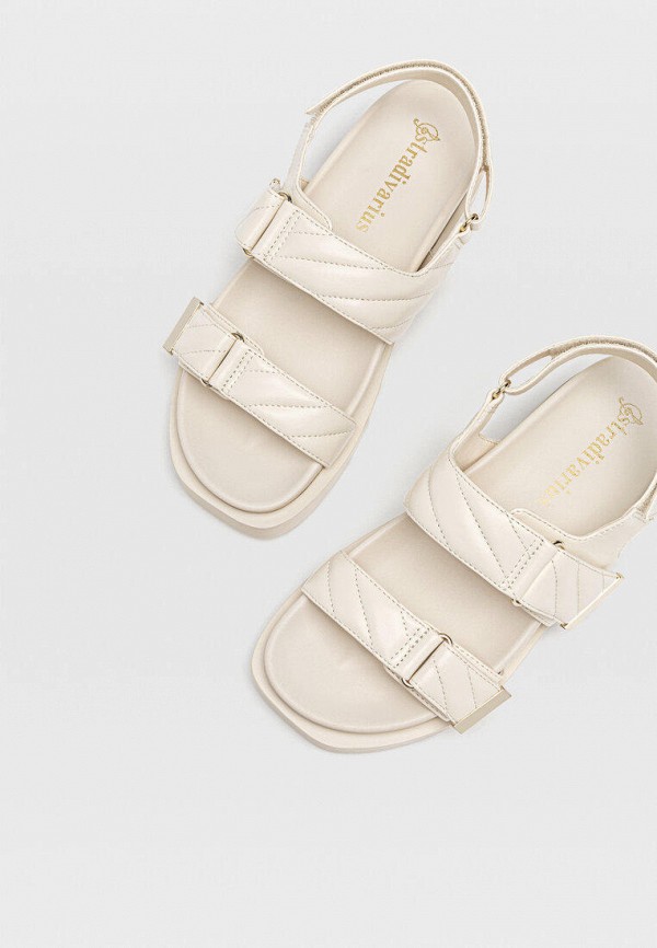 

Сандалии Stradivarius, Бежевый