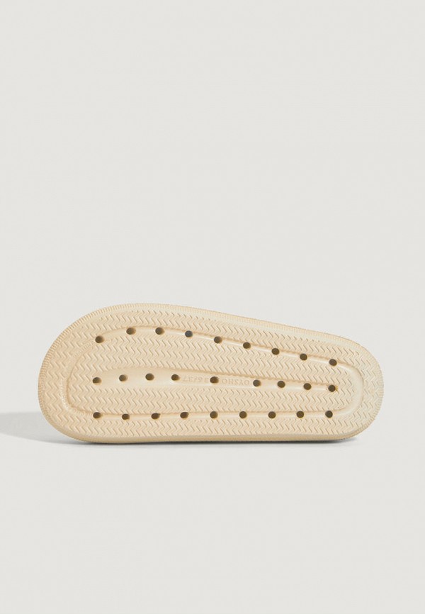 фото Сланцы oysho