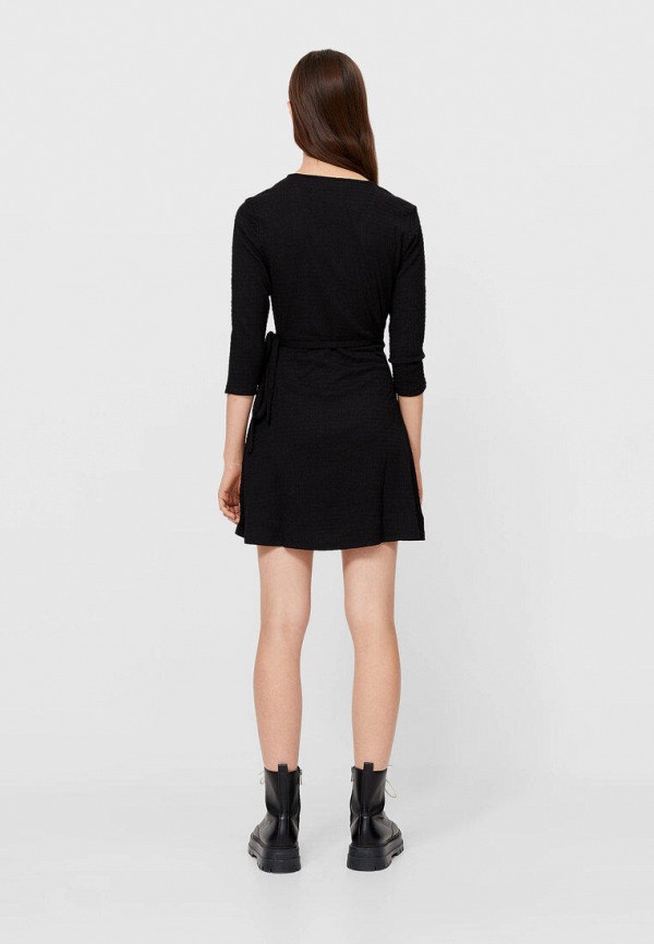 

Платье Stradivarius, Черный