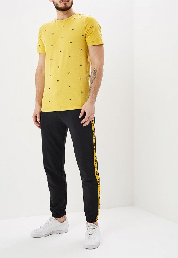 

Футболка Jack & Jones; Jack & Jones JA391EMDKEK5, Желтый