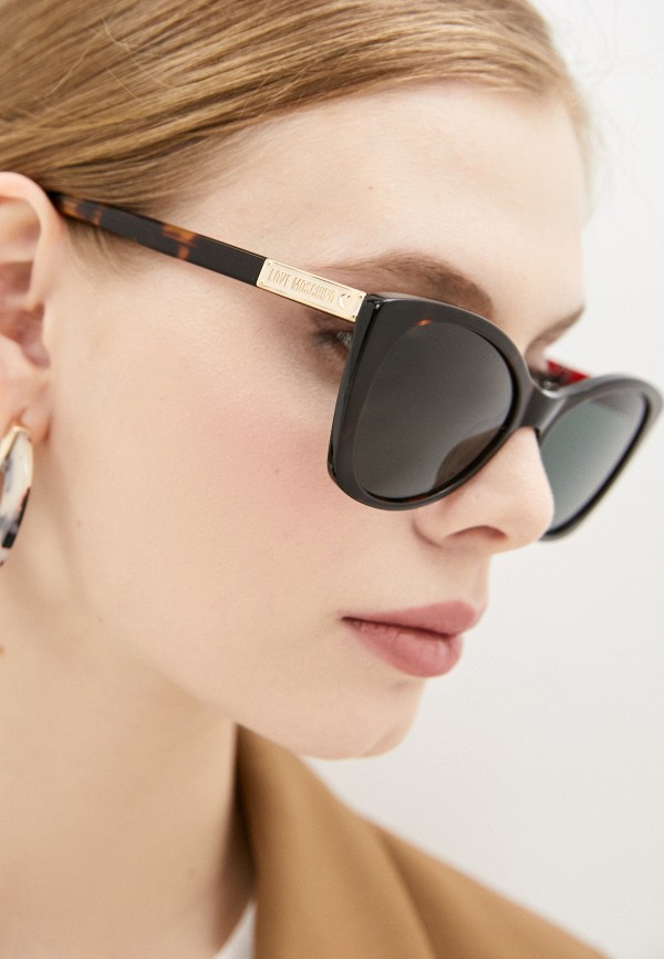 фото Очки солнцезащитные love moschino