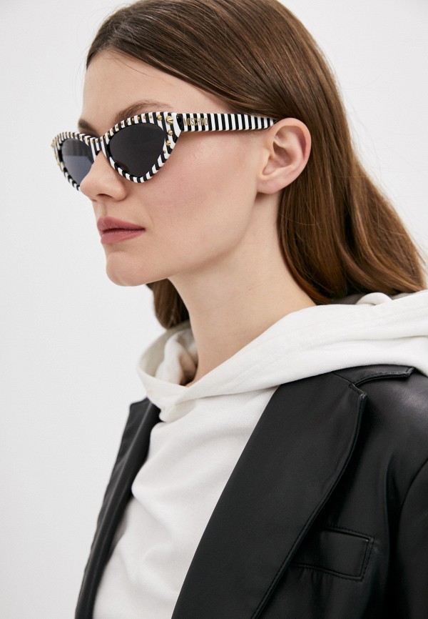 фото Очки солнцезащитные moschino