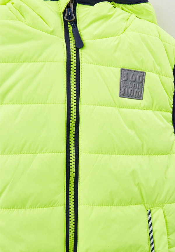 фото Жилет, свитшот и джинсы playtoday