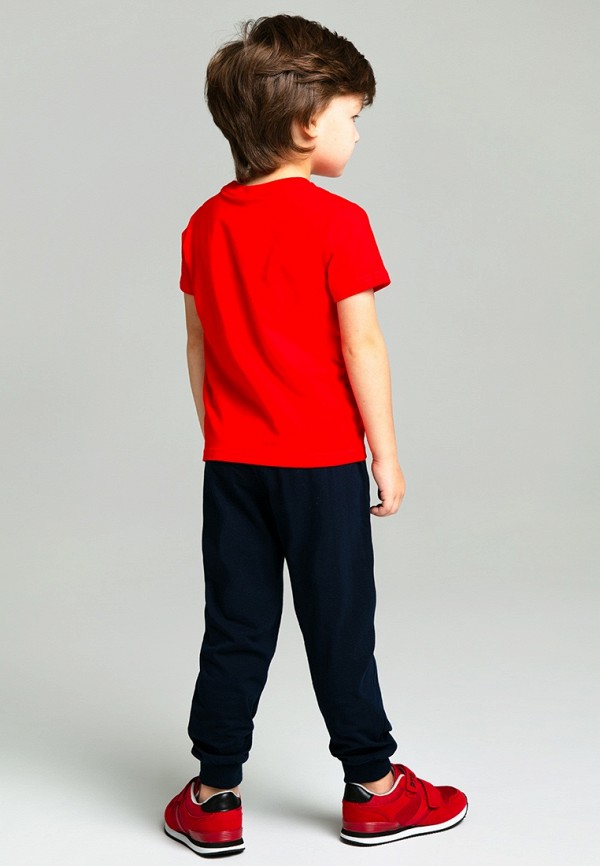 фото Футболка и брюки playtoday