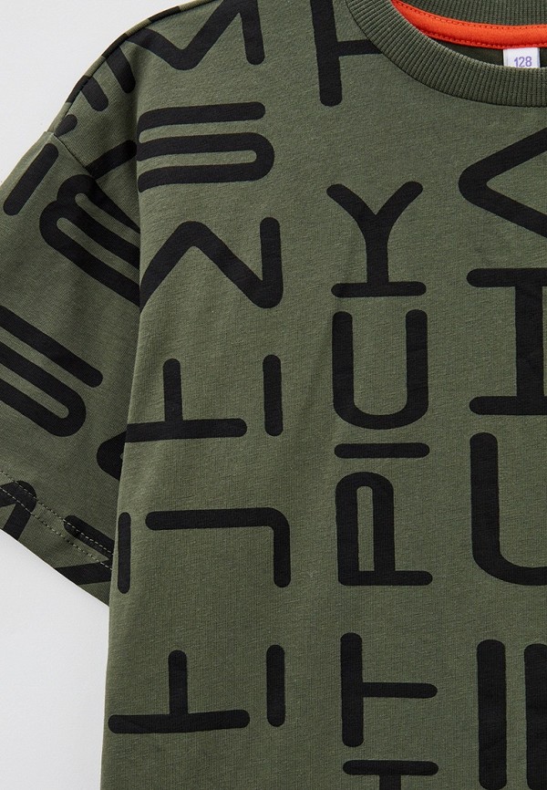 фото Футболка и брюки playtoday