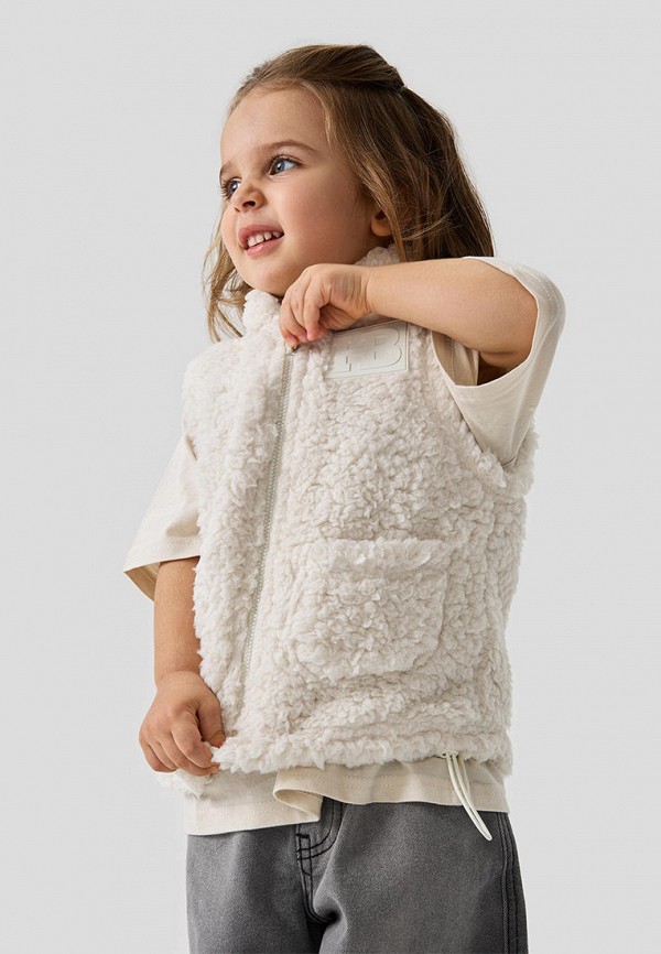 Жилет меховой Happy Baby 2199₽