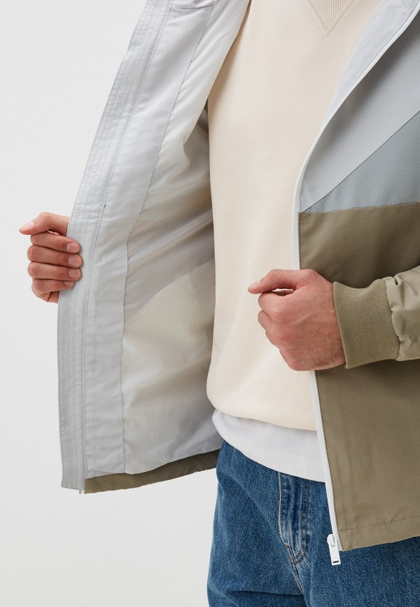 фото Ветровка o'stin