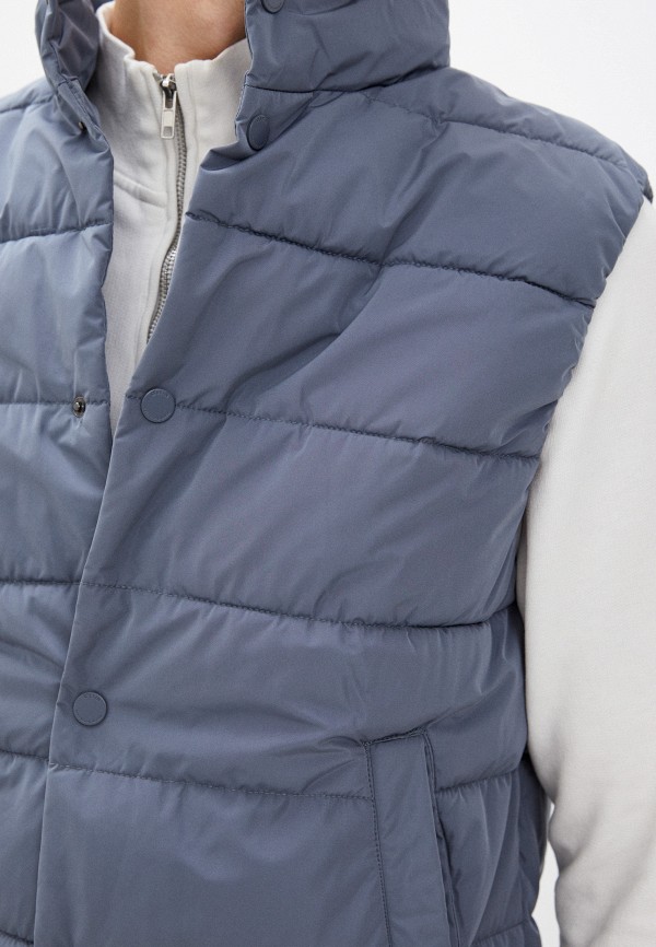 фото Жилет утепленный o'stin