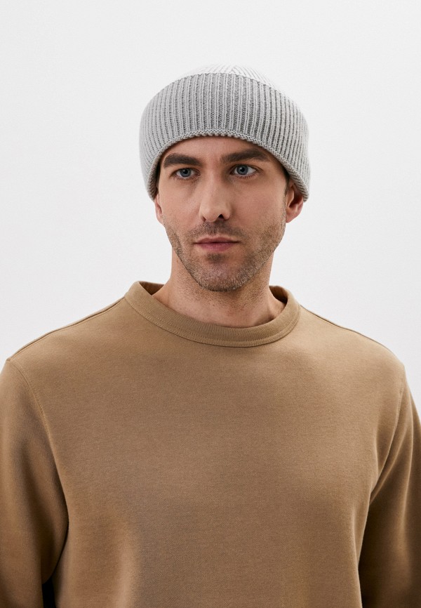 фото Шапка staix