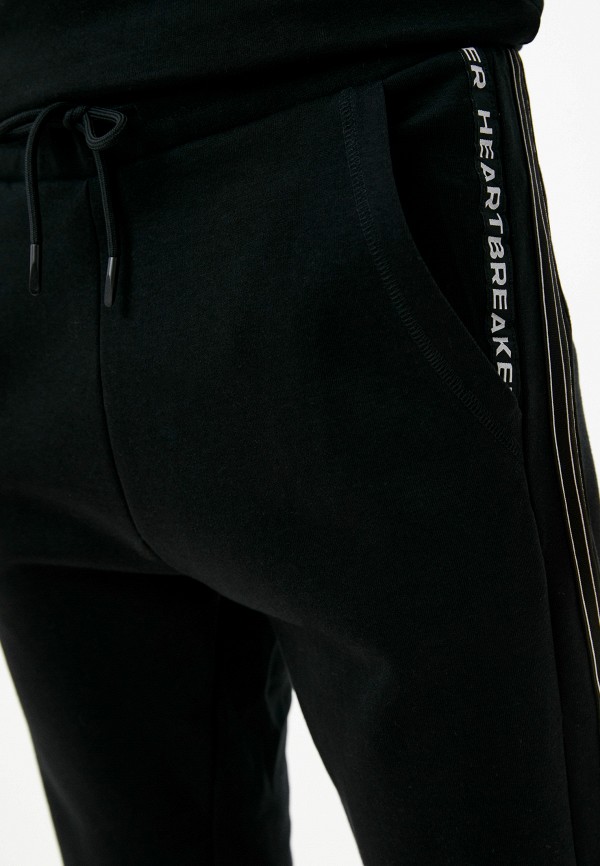 фото Брюки спортивные colin's