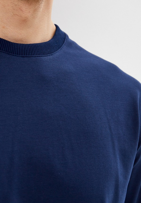 фото Лонгслив the cave