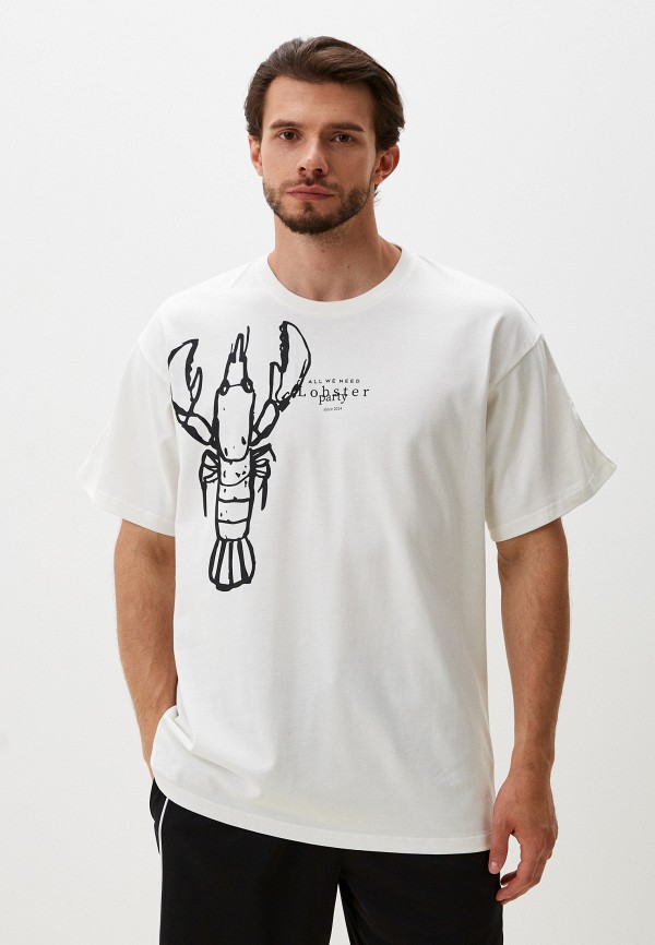 Футболка All We Need 3143₽