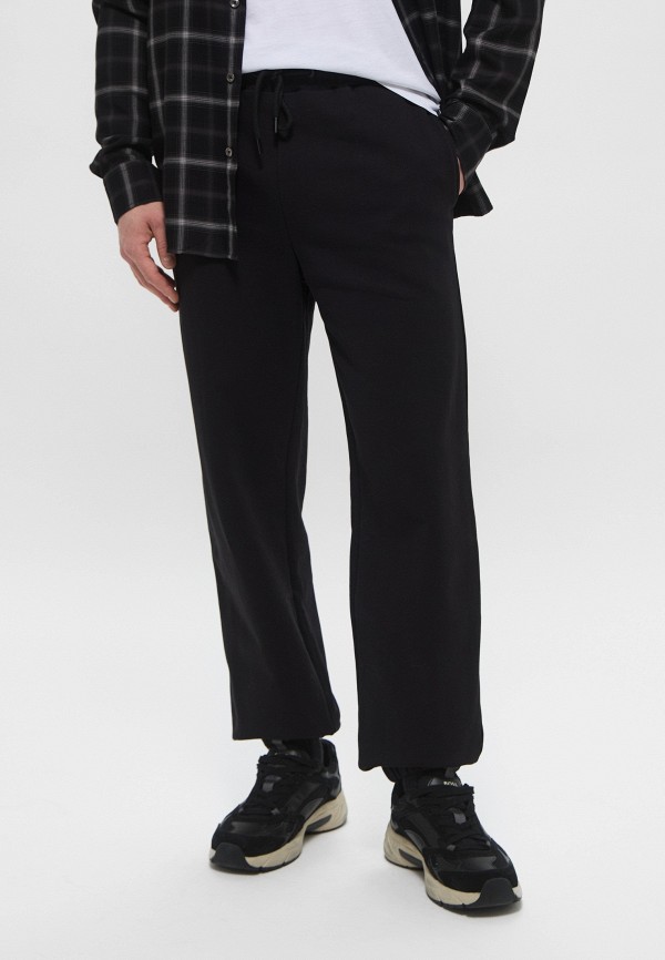 Брюки спортивные Zrn Man 3999₽