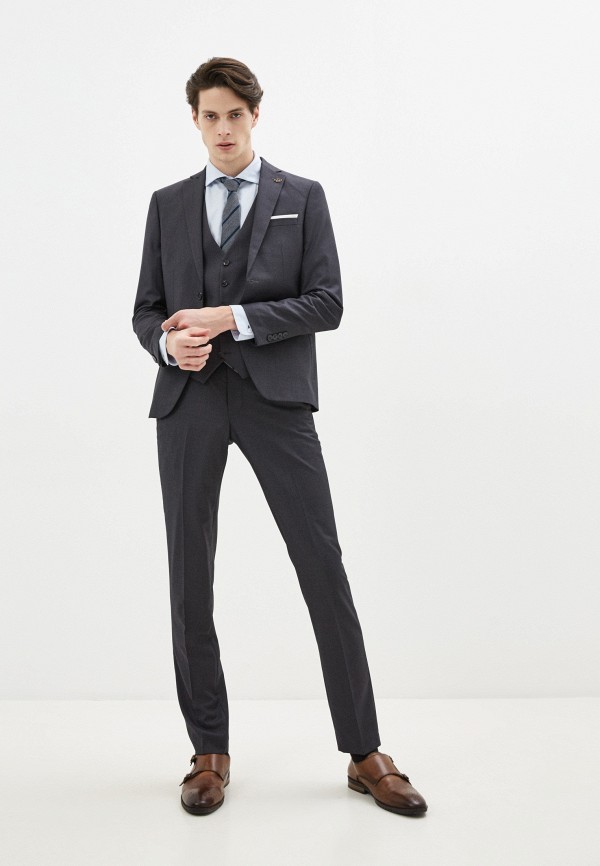 Костюм классический Carlione