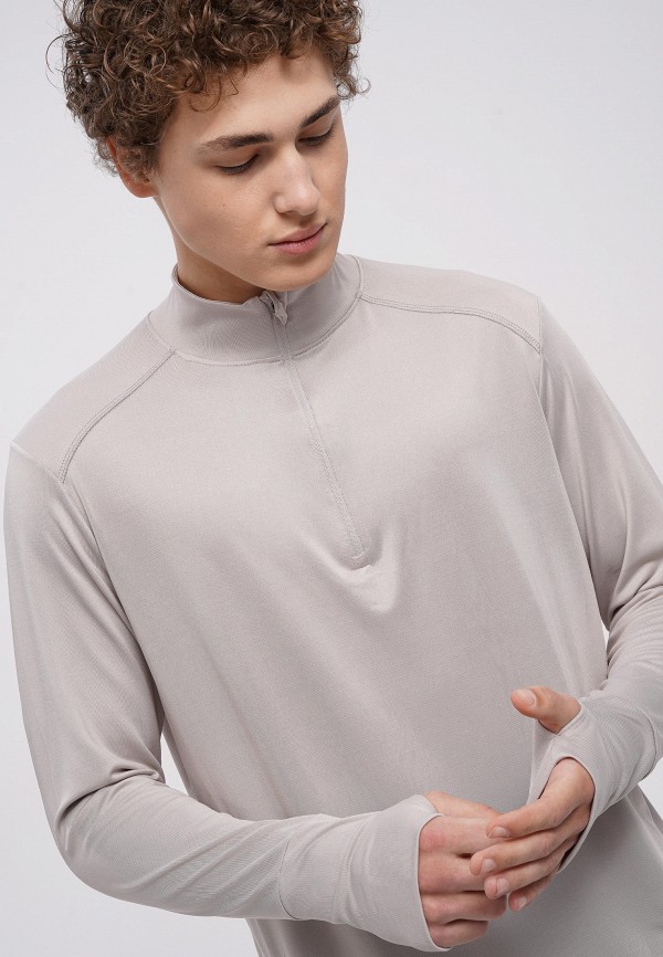 фото Лонгслив спортивный твое