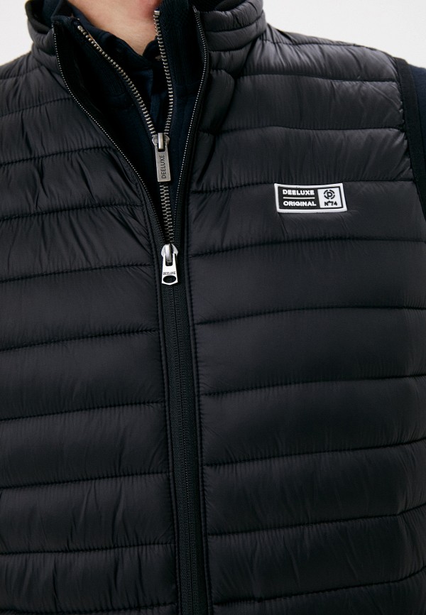 фото Жилет утепленный deeluxe