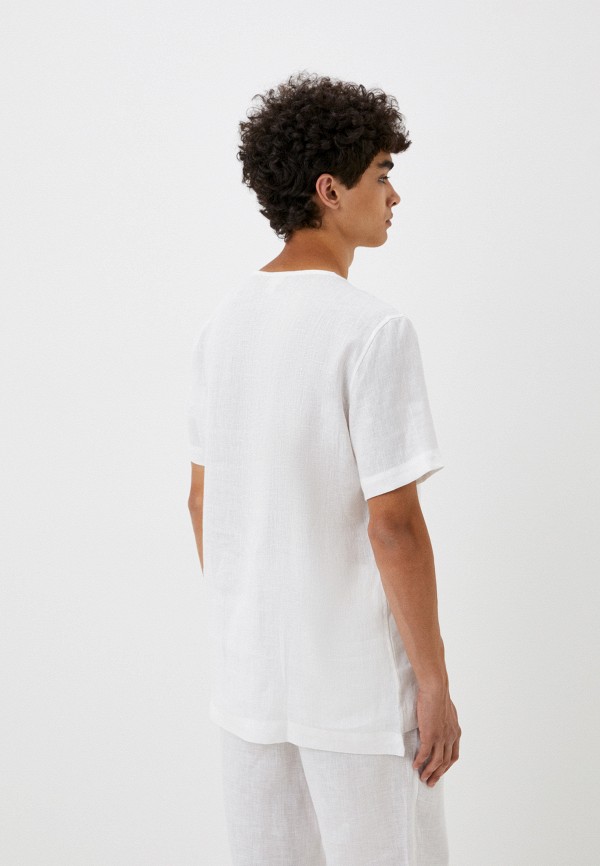 фото Футболка изольна