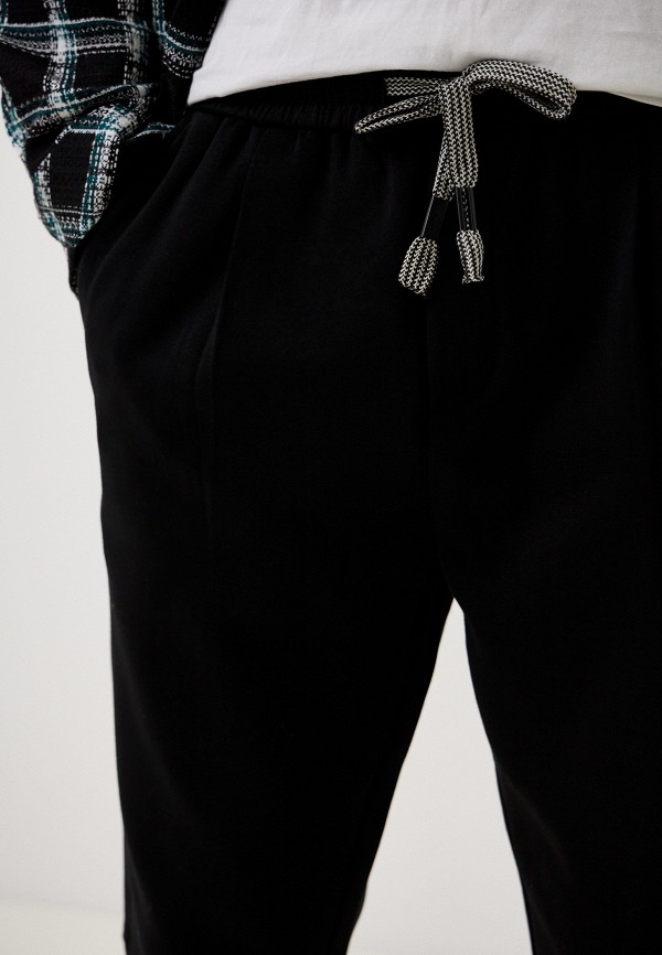 фото Брюки спортивные qwentiny