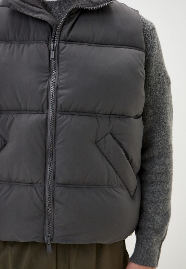 фото Жилет утепленный the couture club