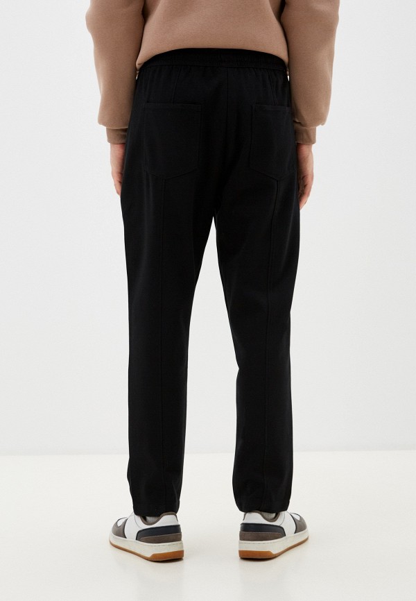 фото Брюки спортивные dewear