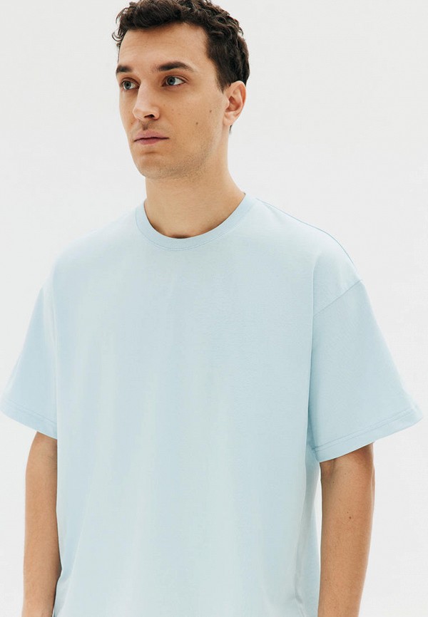 фото Футболка all we need