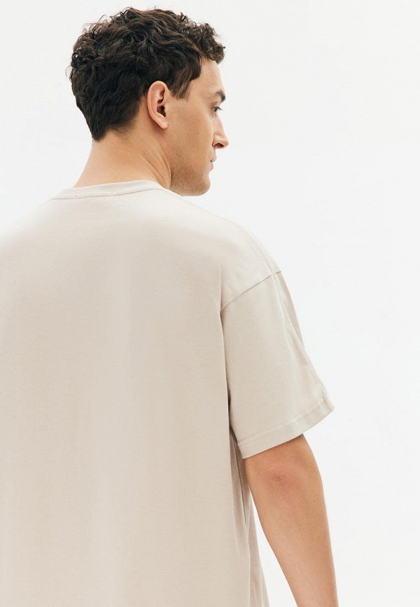 фото Футболка all we need