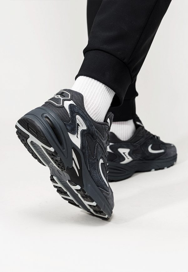 фото Кроссовки baasploa