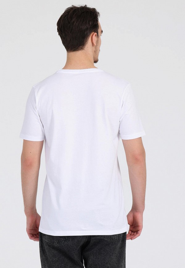 фото Футболки 2 шт. апрель