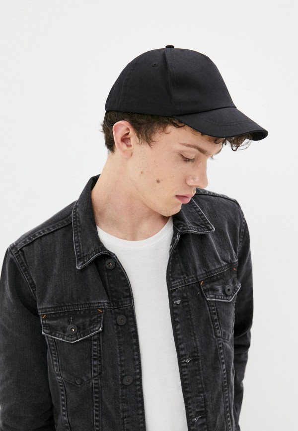 фото Бейсболка mark formelle