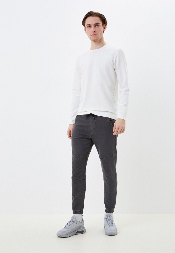 фото Лонгслив colin's